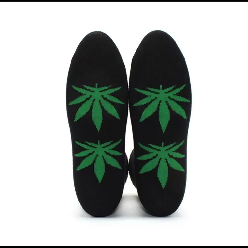 1 pair Unisex Weed Socks Street Fashion Skateboard